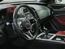 جاكوار XE